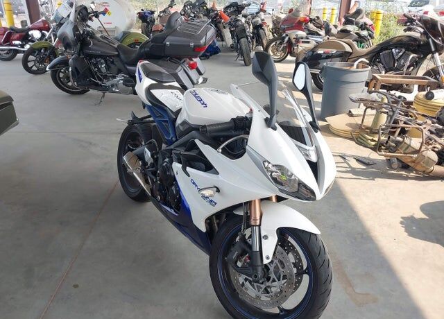 2013 TRIUMPH Daytona