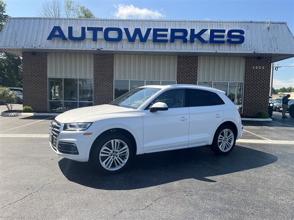 2018 AUDI Q5