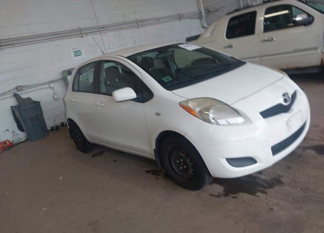 2009 TOYOTA Yaris