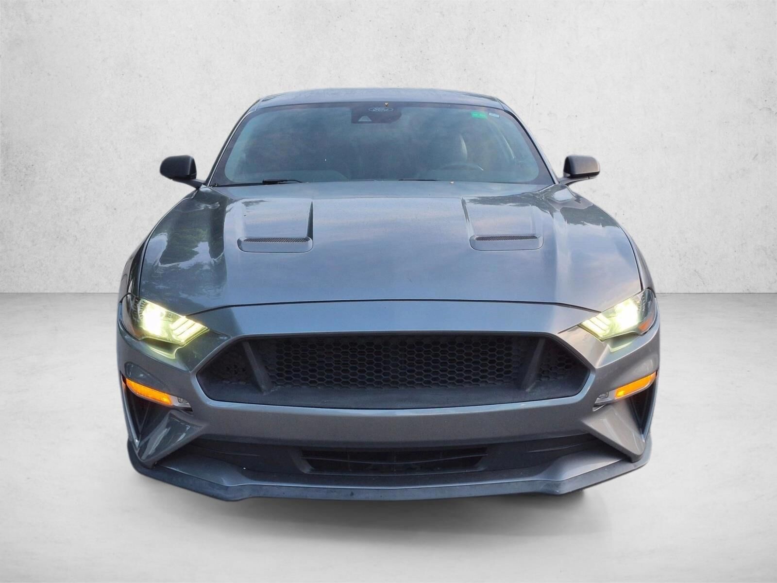 2021 FORD Mustang