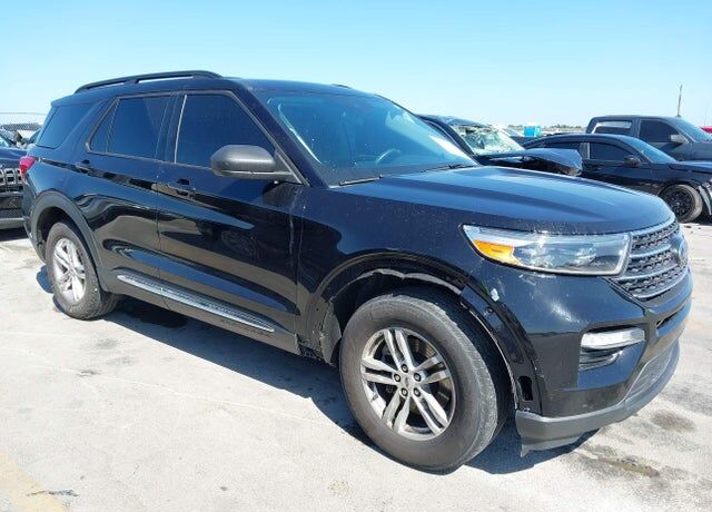 2021 FORD Explorer