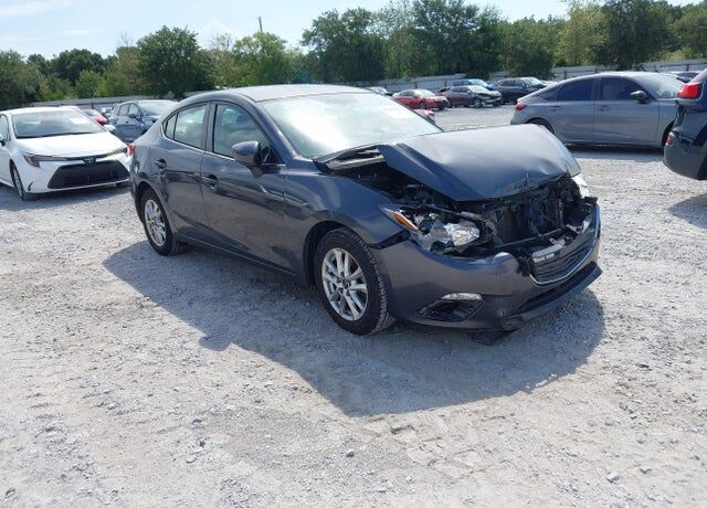2016 MAZDA Mazda3