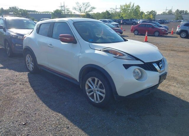 2015 NISSAN Juke