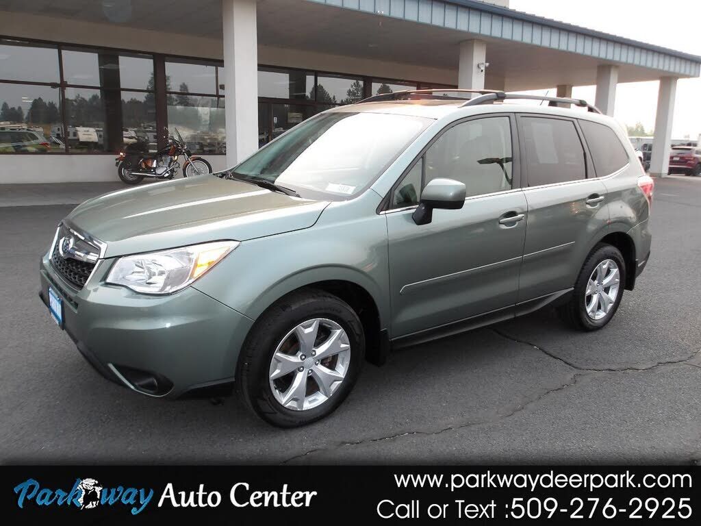 2015 SUBARU Forester