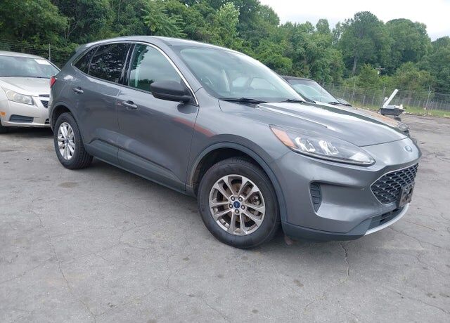2022 FORD Escape