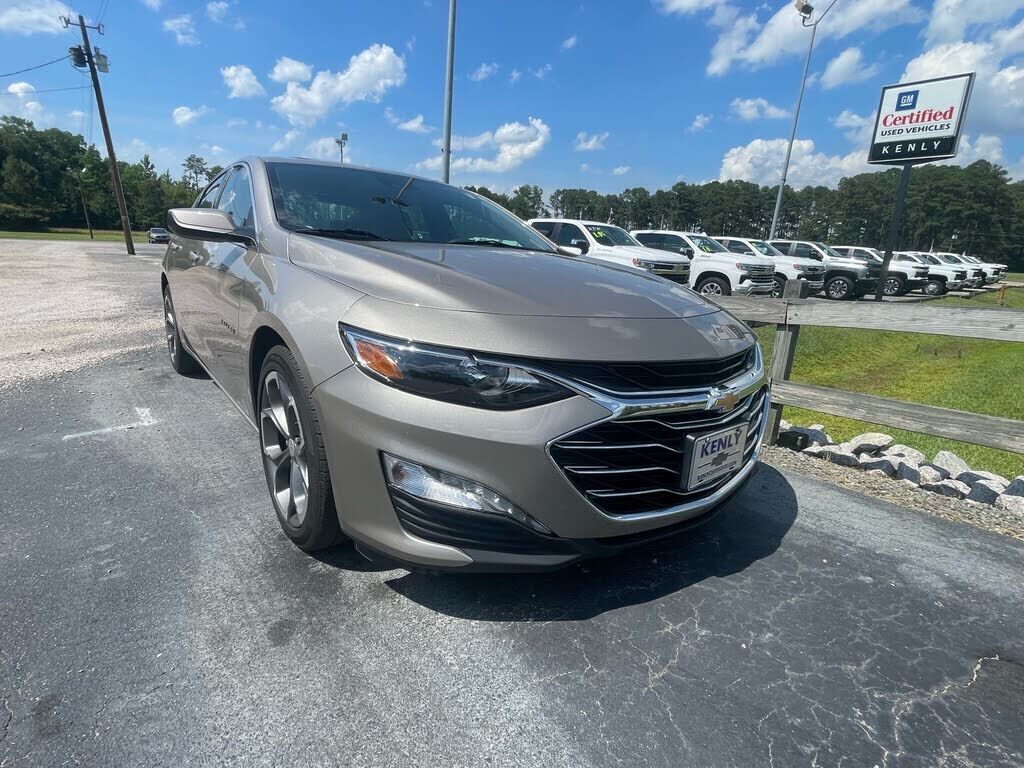 2024 CHEVROLET Malibu