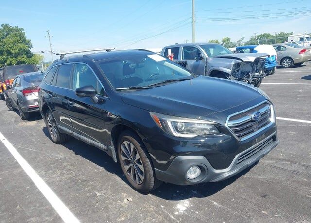 2018 SUBARU Outback