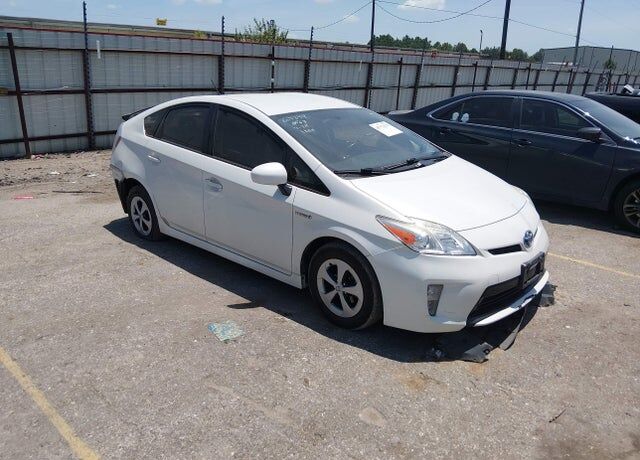 2015 TOYOTA PRIUS