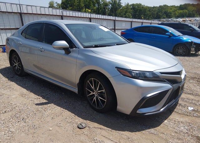 2024 TOYOTA Camry