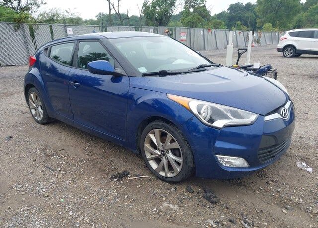 2017 HYUNDAI Veloster