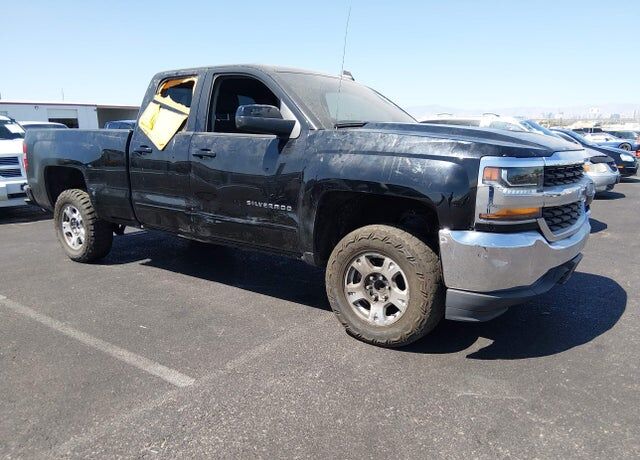 2018 CHEVROLET Silverado