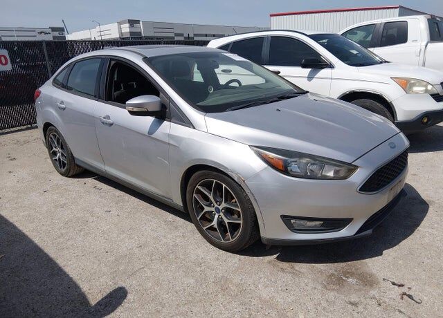 2017 FORD Focus