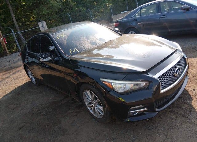 2015 INFINITI Q50