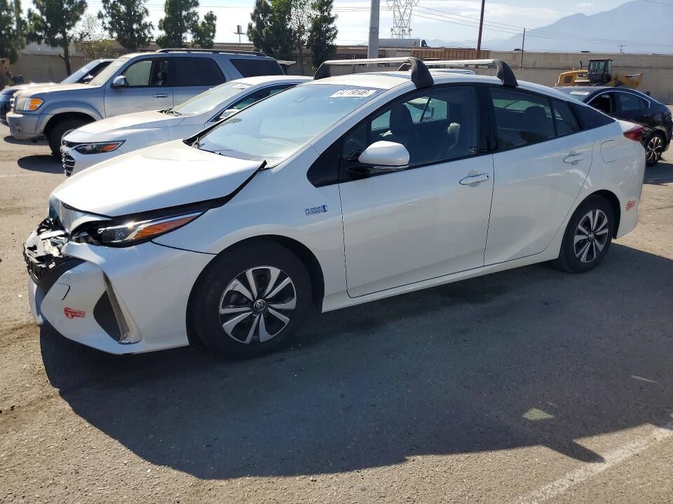2017 TOYOTA Prius