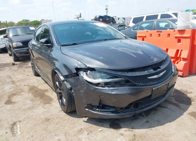2016 CHRYSLER 200