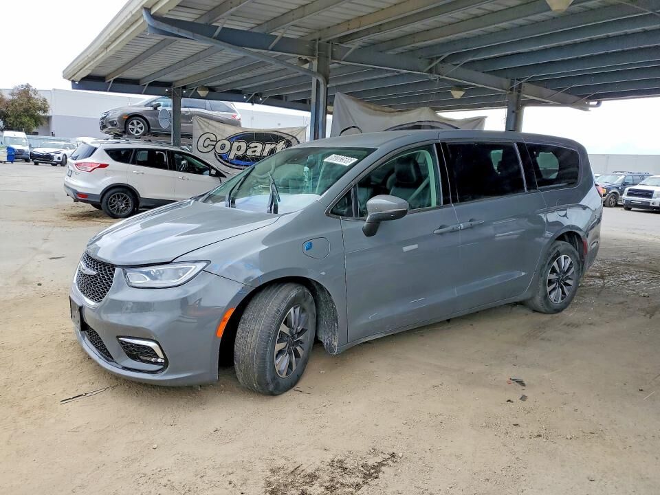 2023 CHRYSLER Pacifica