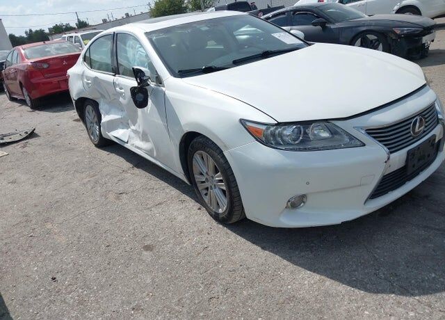 2014 LEXUS ES