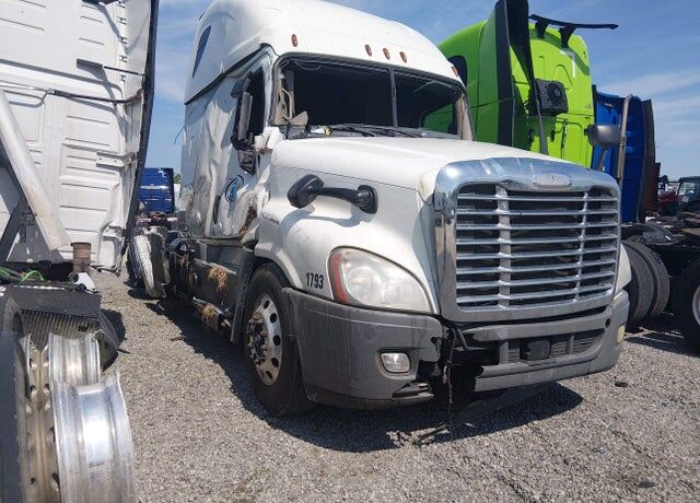2018 FREIGHTLINER Cascadia
