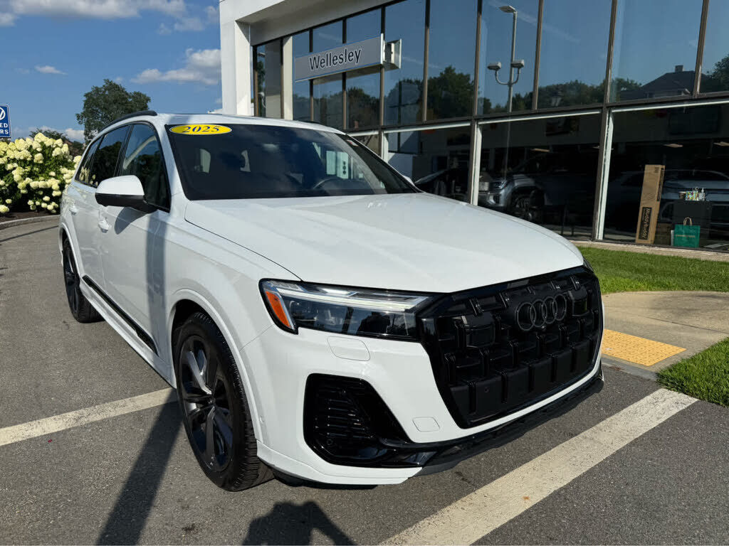 2025 AUDI Q7