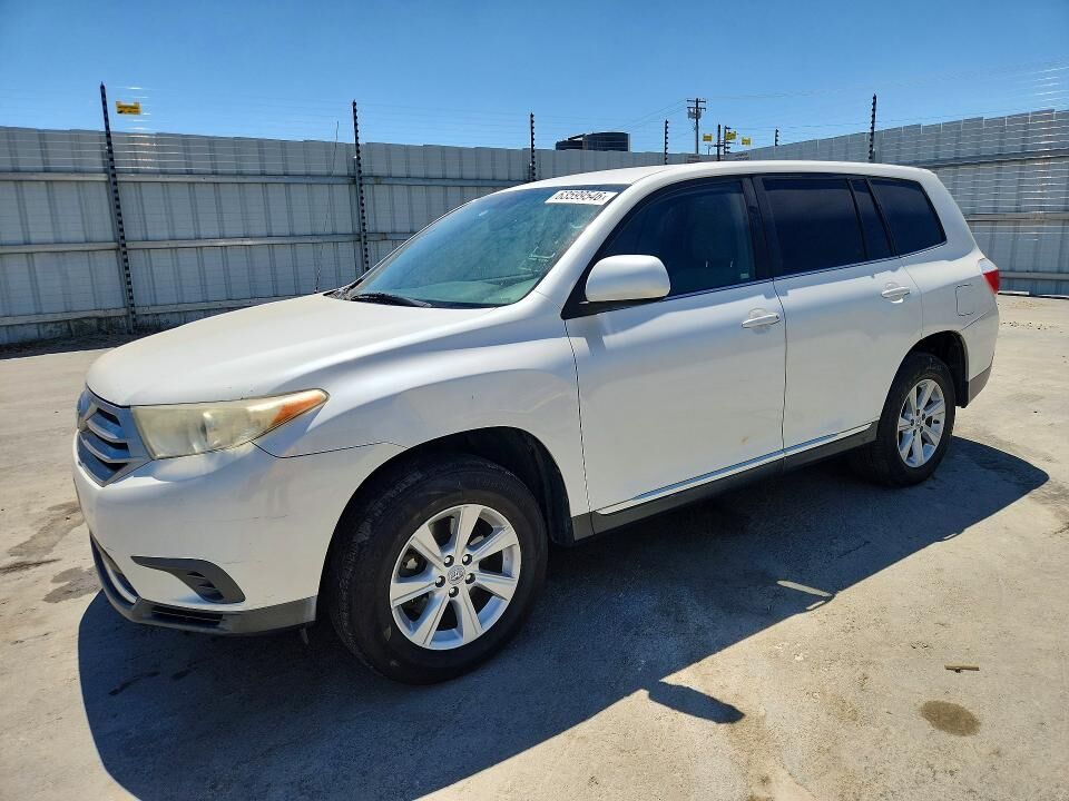 2011 TOYOTA Highlander