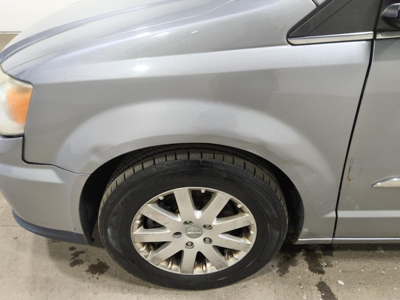 2014 CHRYSLER Town and Country
