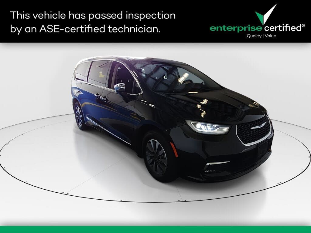 2023 CHRYSLER Pacifica