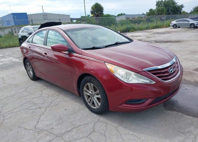 2013 HYUNDAI Sonata