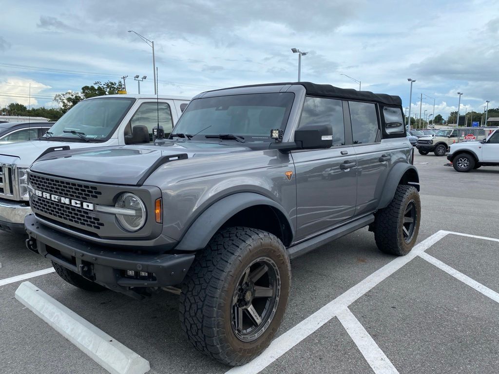 2021 FORD Bronco