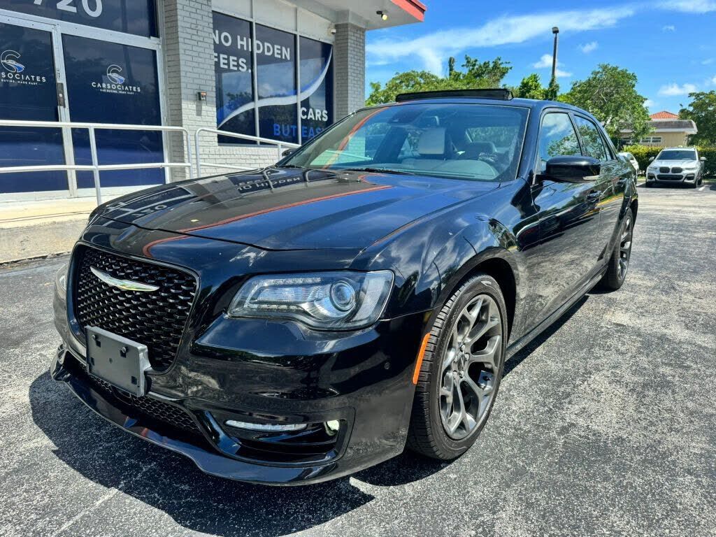 2018 CHRYSLER 300