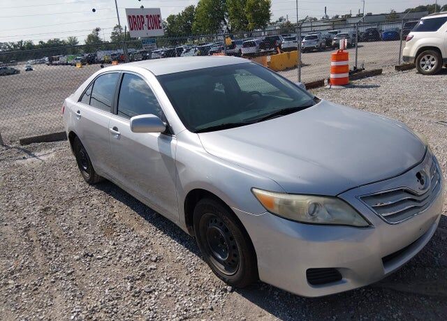 2010 TOYOTA Camry
