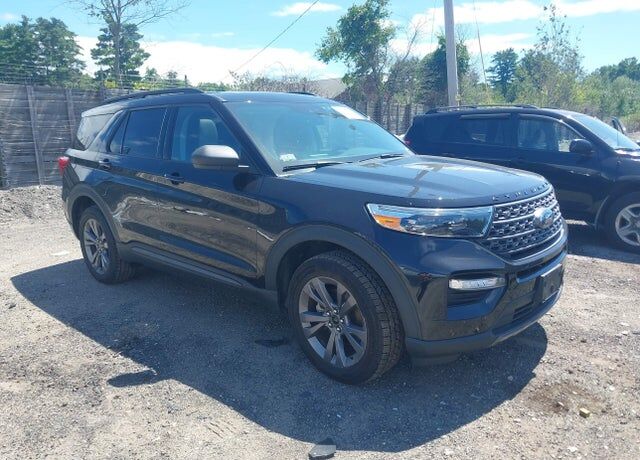2021 FORD Explorer