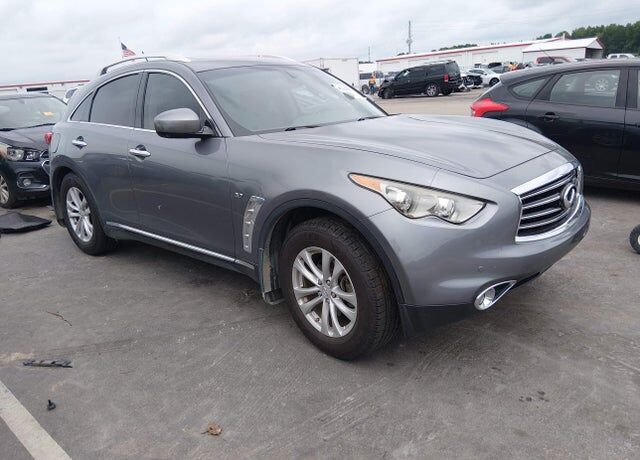 2016 INFINITI QX70