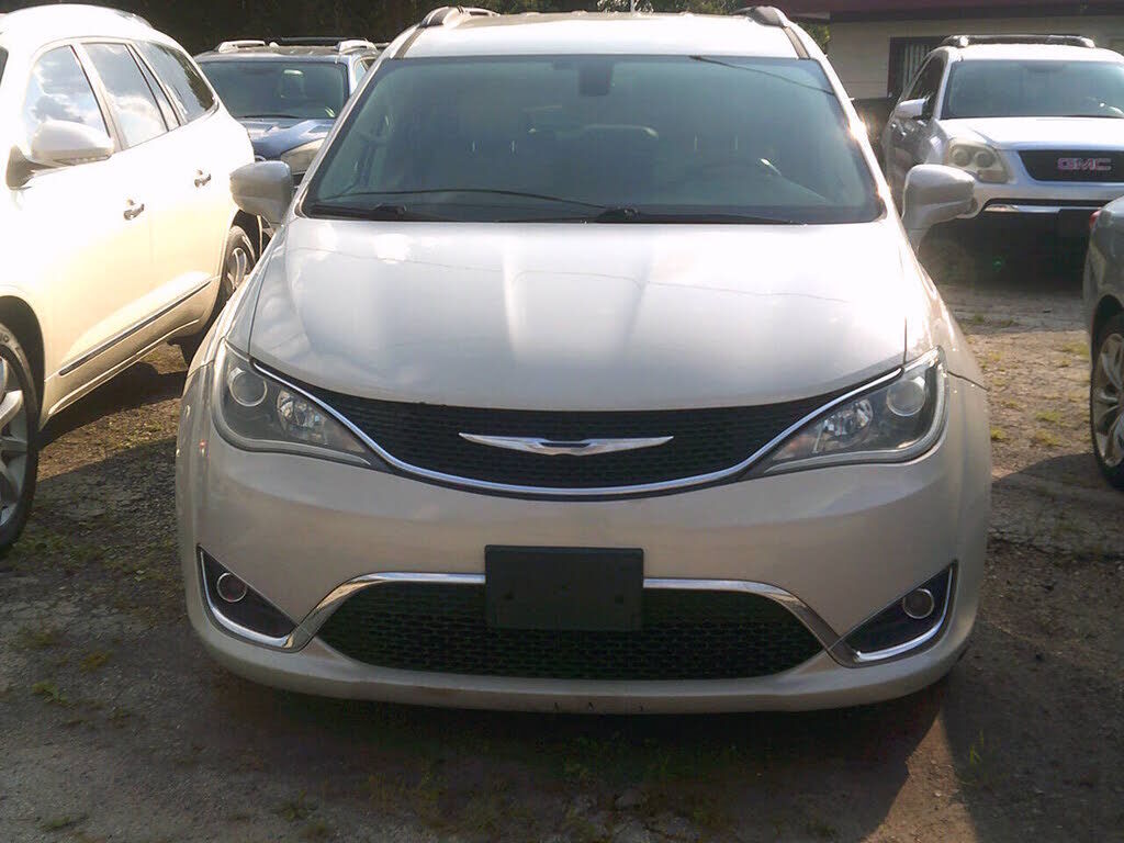 2017 CHRYSLER Pacifica