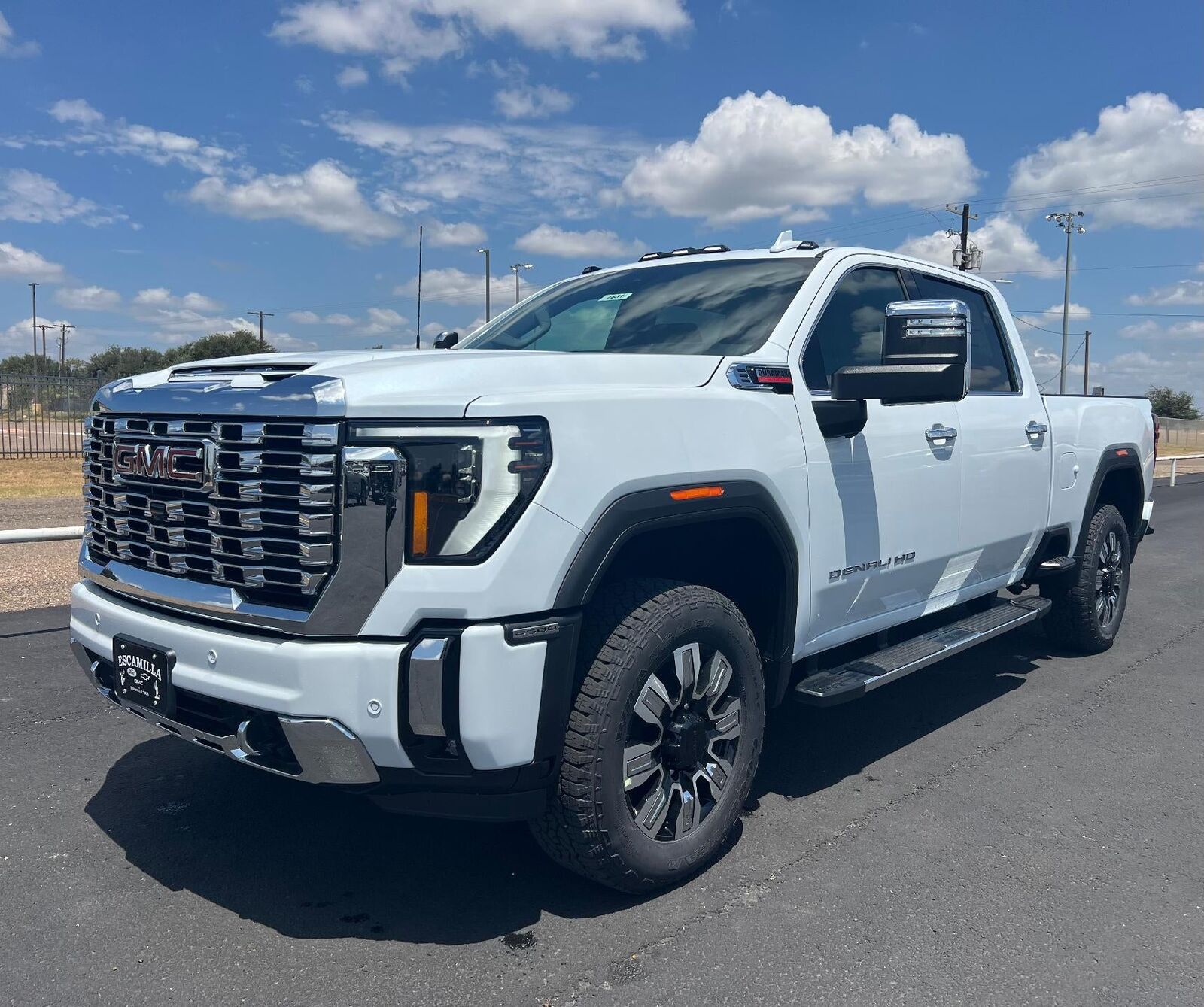 2026 GMC Sierra HD