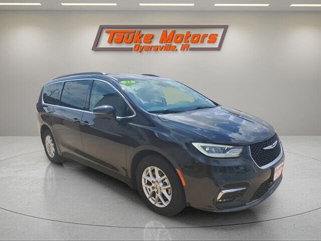 2022 CHRYSLER Pacifica