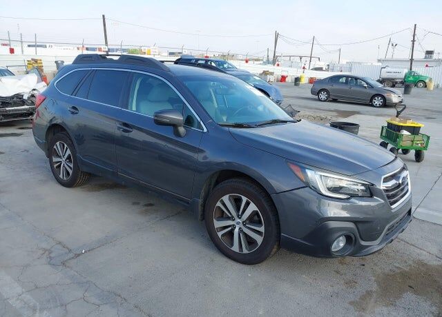 2018 SUBARU Outback