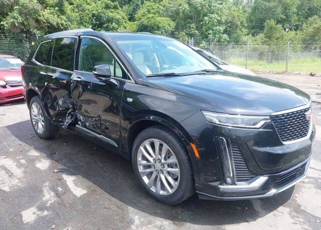 2024 CADILLAC XT6
