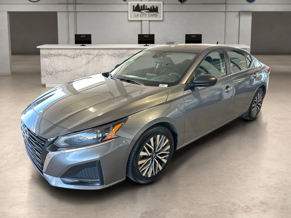 2024 NISSAN Altima