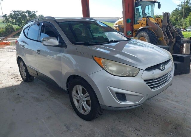 2012 HYUNDAI Tucson