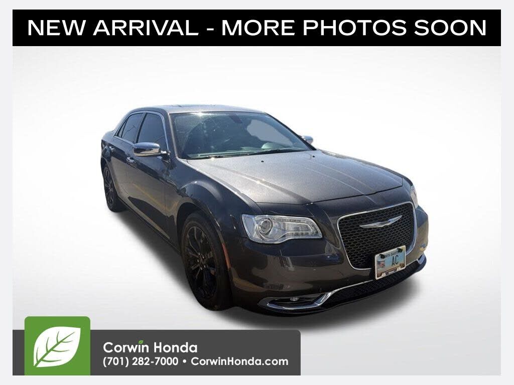 2016 CHRYSLER 300