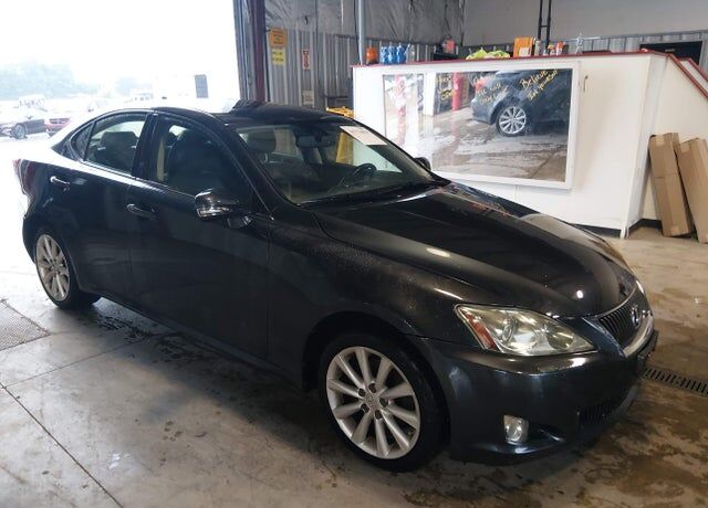 2010 LEXUS IS