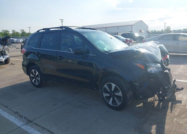 2018 SUBARU Forester