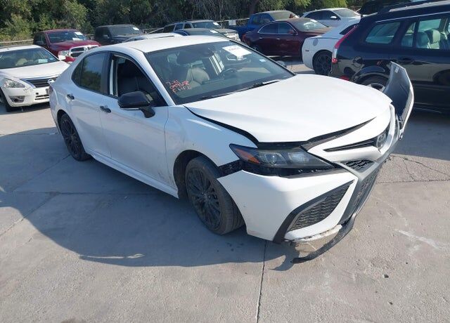 2022 TOYOTA Camry