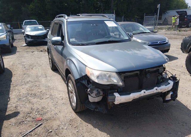 2011 SUBARU Forester