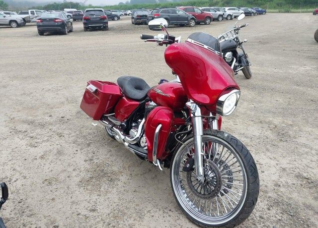 2011 HARLEY DAVIDSON Street Glide