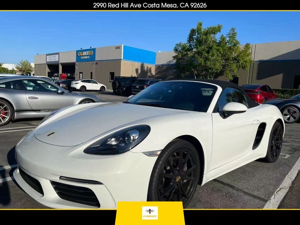 2018 PORSCHE 718