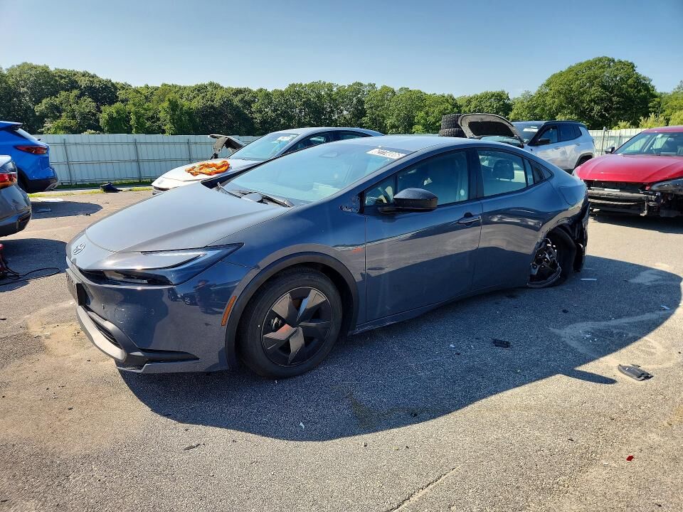 2024 TOYOTA PRIUS