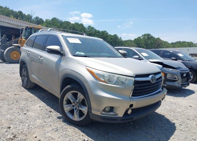 2016 TOYOTA Highlander