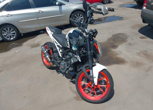 2020 KTM DUKE