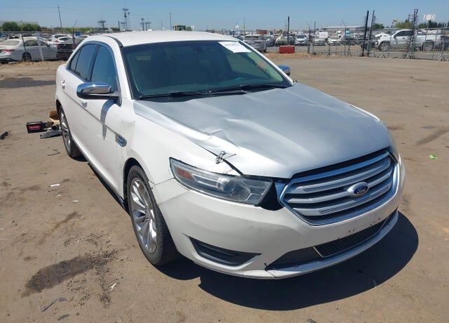2015 FORD Taurus